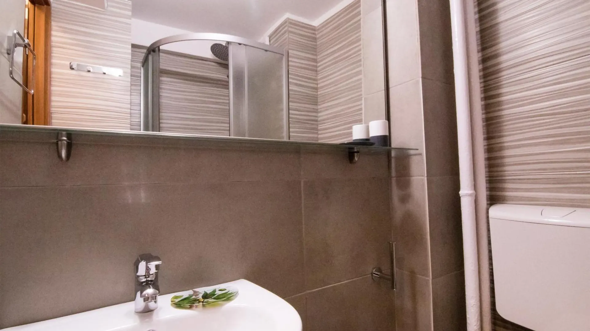 City Core Apartments By Alia Bucarest